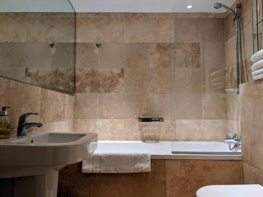 Boutique City Centre Flat By City Superhost Mánchester Exterior foto